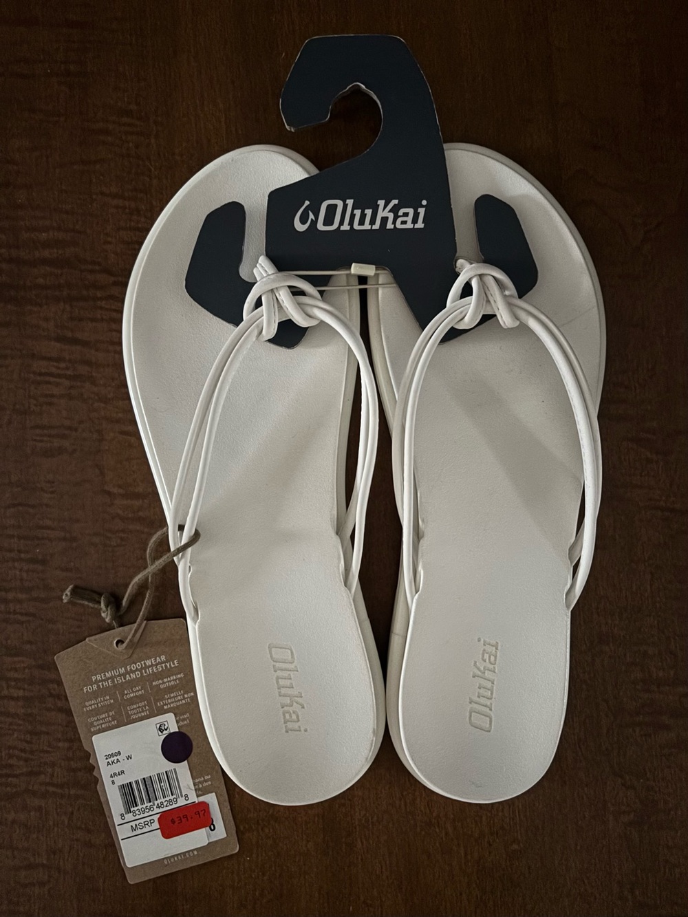 OluKai Aka flip flops